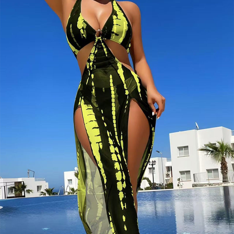 Traje de baño y vestido playero tie-dye